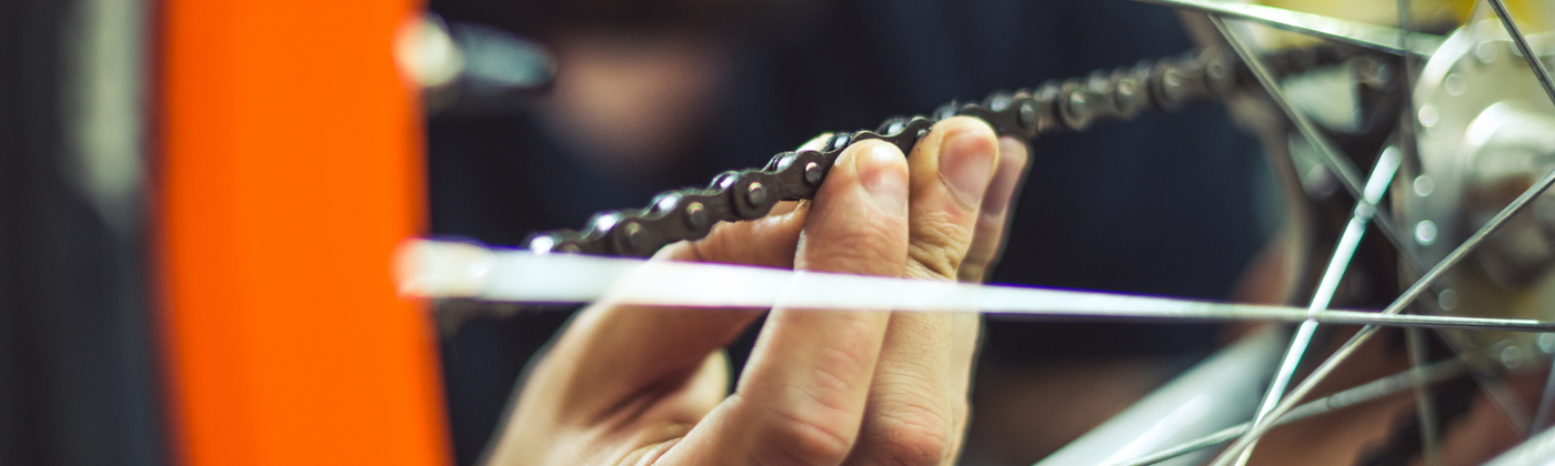 The Ultimate Guide to Cleaning Your Bike Chain: Enhancing Performance and Longevity