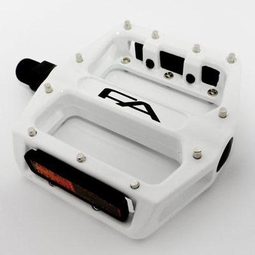 FREE Agent Pro Alloy Platform Pedals White-Pit Crew Cycles